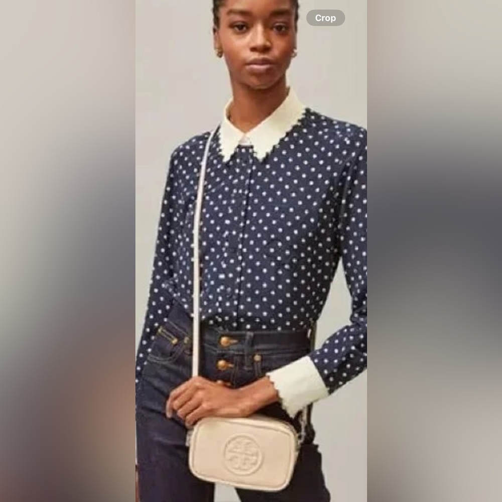 Tory Burch Perry Bombe Mini Bag with a very faint spot - Picture 7 of 7